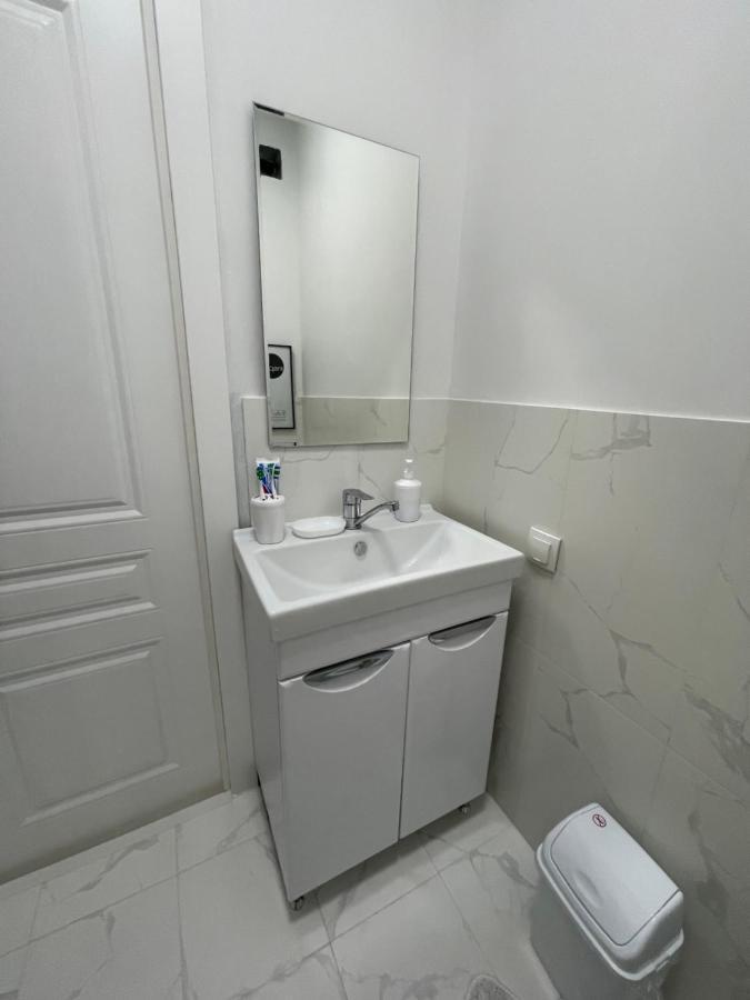 Апартаменты #2 Almaty Exterior photo